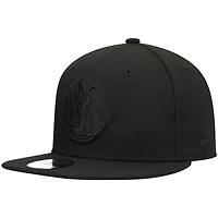 Men's New Era Dallas Mavericks Black On Black 9FIFTY Snapback Hat