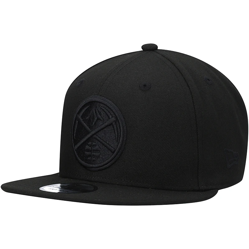 Men's New Era Denver Nuggets Black On Black 9FIFTY Snapback Hat