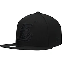 Men's New Era Los Angeles Lakers Black On Black 9FIFTY Snapback Hat
