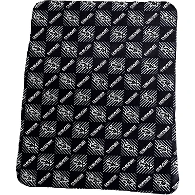 Chicago White Sox 60'' x 50'' Repeat Pattern Lightweight Throw Blanket