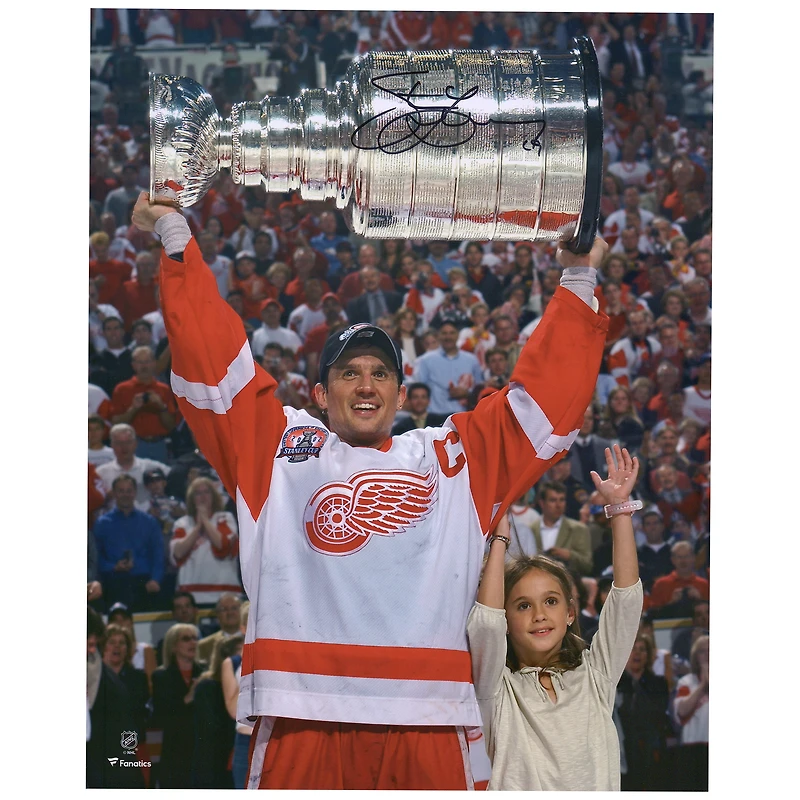 Steve Yzerman Detroit Red Wings Autographed 16" x 20" Raising Cup Photograph