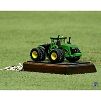 John Deere Classic Unsigned Tee Marker Photograph