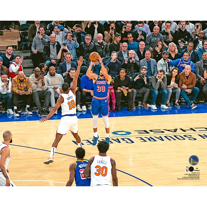 Stephen Curry Golden State Warriors Unsigned Breaks NBA Record for Most Three-Pointers Photograph