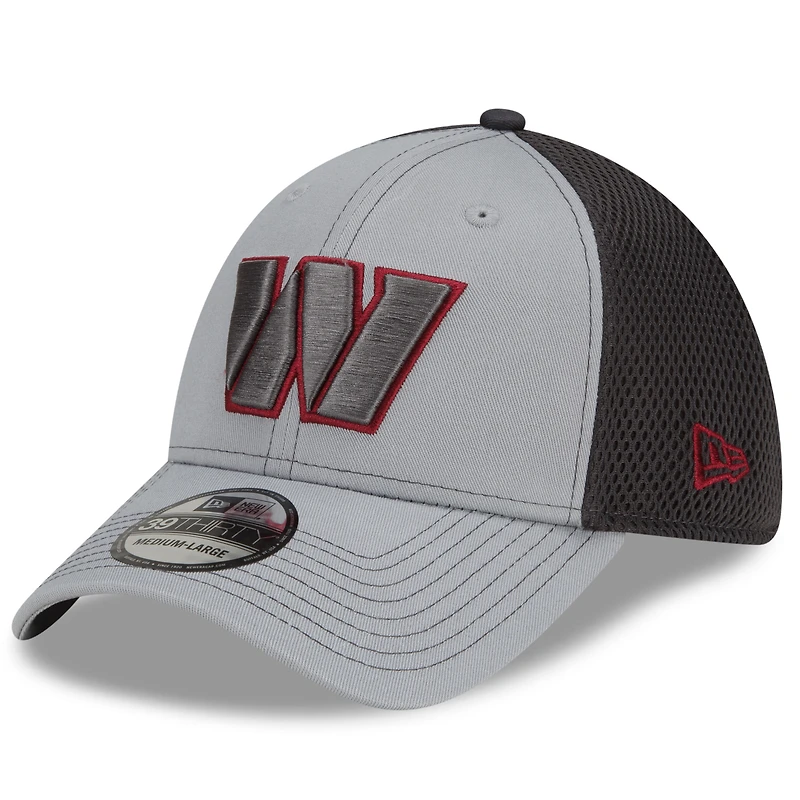 Men's New Era Gray/Graphite Washington Commanders Grayed Out Neo 2 39THIRTY Flex Hat