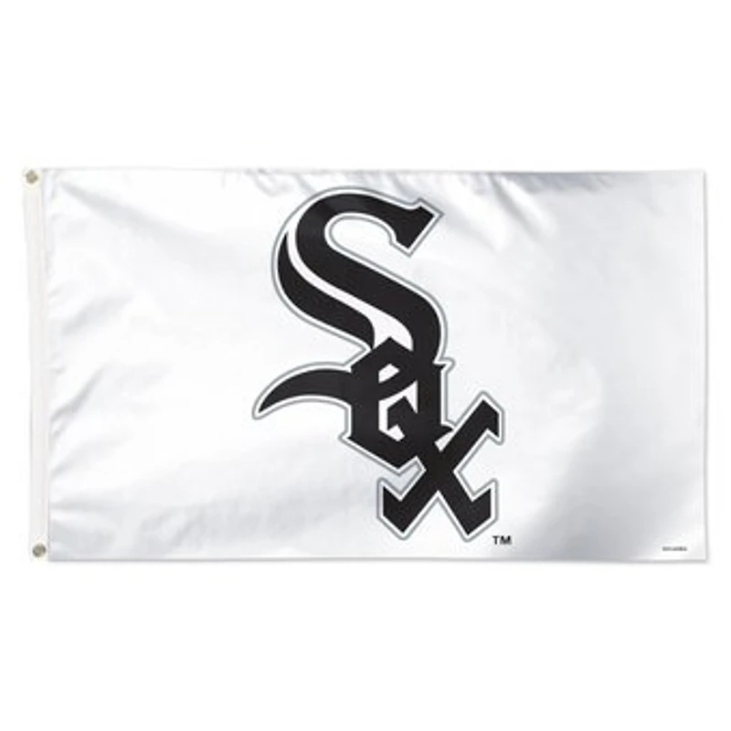 WinCraft Chicago White Sox 3' x 5' Single-Sided Vibrant Logo Deluxe Flag