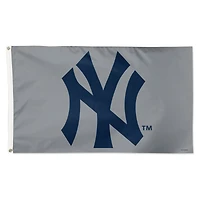 WinCraft New York Yankees 3' x 5' Single-Sided Vibrant Deluxe Flag