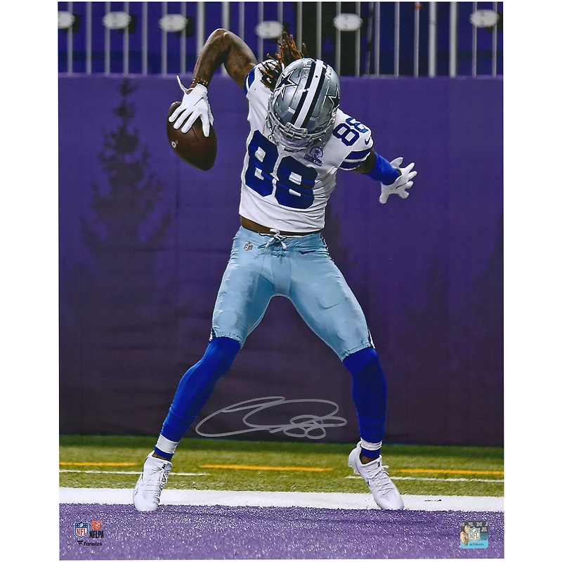 CeeDee Lamb Dallas Cowboys Autographed 16" x 20" Touchdown Celebration Photograph