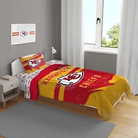 Kansas City Chiefs Slanted Stripe 4-Piece Twin Bed Set