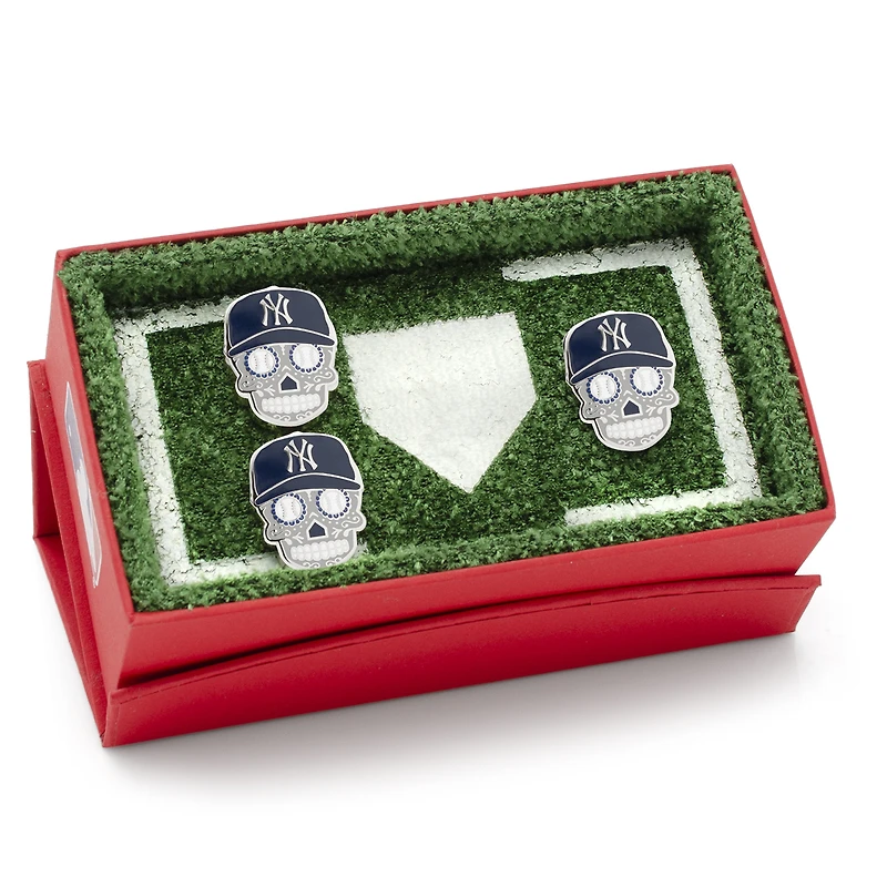 New York Yankees Sugar Skull Cufflinks & Lapel Pin Gift Set