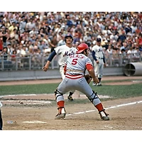 Johnny Bench Cincinnati Reds Unsigned Attempts to Make a Catch Photograph