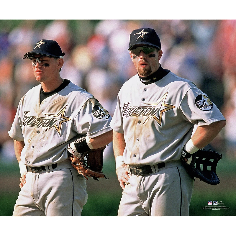 Craig Biggio & Jeff Bagwell Houston Astros Unsigned Talk at Base Photograph
