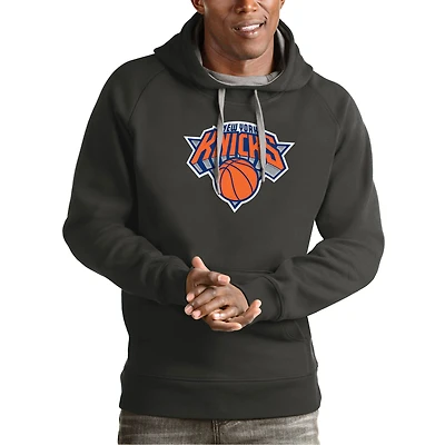 Men's Antigua Charcoal New York Knicks Team Logo Victory Pullover Hoodie