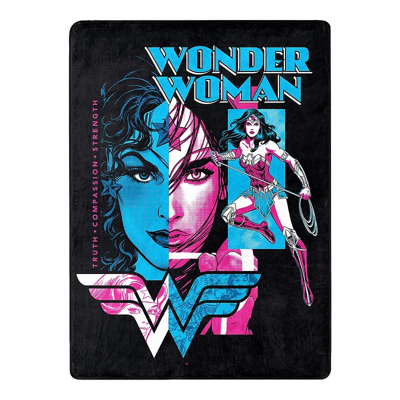 The Northwest Group Wonder Woman 46'' x 60'' Silk Touch Throw Blanket