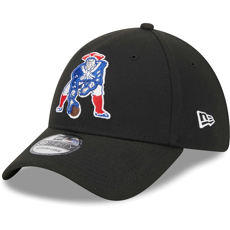 Men's New Era Black England Patriots Throwback Main 39THIRTY Flex Hat