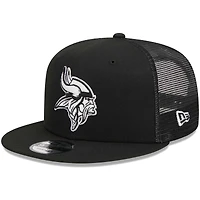 Men's New Era Black Minnesota Vikings  Main Trucker 9FIFTY Snapback Hat