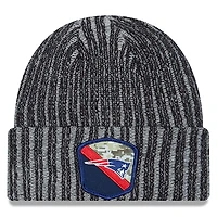 Men's New Era  Black New England Patriots 2023 Salute To Service Cuffed Knit Hat