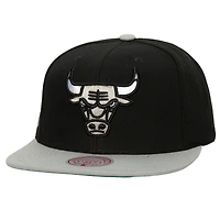 Men's Mitchell & Ness x Lids Black Chicago Bulls Shady Snapback Hat