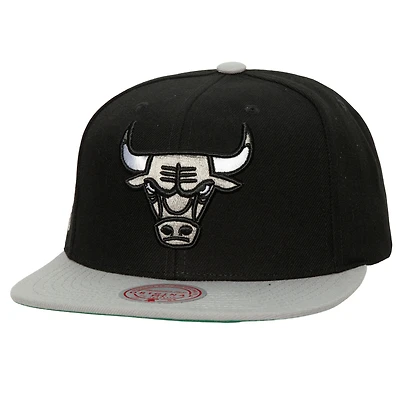 Men's Mitchell & Ness x Lids Black Chicago Bulls Shady Snapback Hat