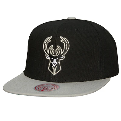 Men's Mitchell & Ness x Lids Black Milwaukee Bucks Shady Snapback Hat