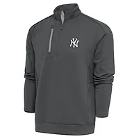 Men's Antigua Gray New York Yankees Metallic Generation Quarter-Zip Pullover Top