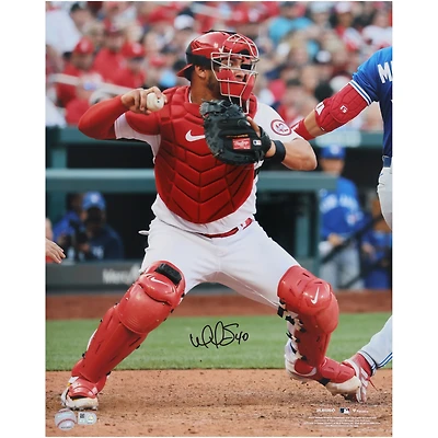 Willson Contreras St. Louis Cardinals Autographed 16" x 20" Catching Vertical Photograph