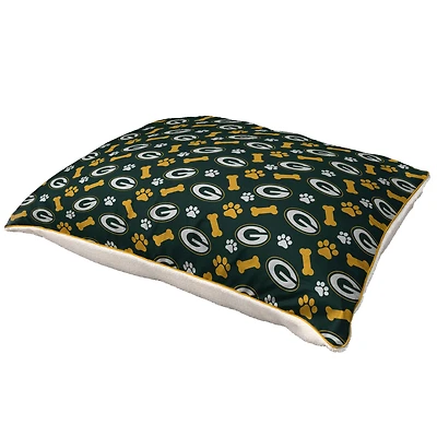 Pegasus  Green Bay Packers 35" x 44" Bones Sherpa Pet Bed