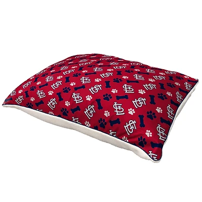Pegasus  St. Louis Cardinals 35" x 44" Bones Sherpa Pet Bed