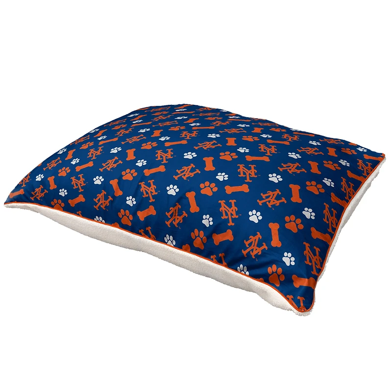Pegasus  New York Mets 35" x 44" Bones Sherpa Pet Bed
