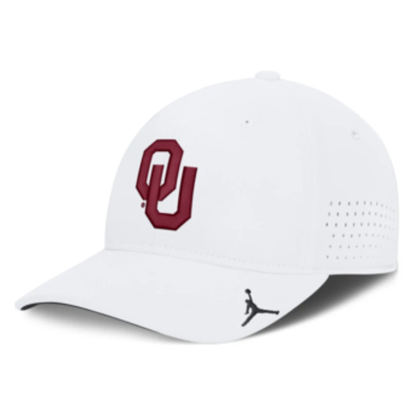 Men's Jordan Brand White Oklahoma Sooners 2026 Sideline Practice AeroBill Swooshflex Dri-FIT Hat