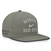 Men's Nike Olive Boston Red Sox Pro Dri-FIT Snapback Hat
