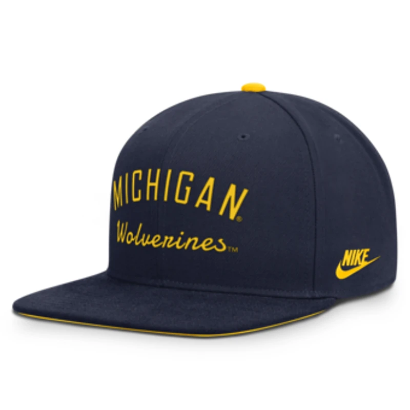 Men's Nike  Navy Michigan Wolverines Legacy Snapback Hat