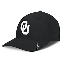 Men's Jordan Brand  Black Oklahoma Sooners 2026 Sideline Practice AeroBill Swooshflex Dri-FIT Hat