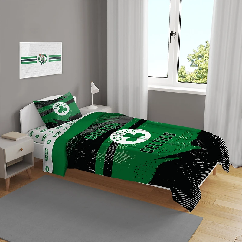Boston Celtics Four-Piece Slanted Stripe Twin Bed Set