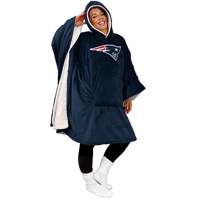 New England Patriots 60" x 80" Logo Patch Team Color Bloncho with Sherpa