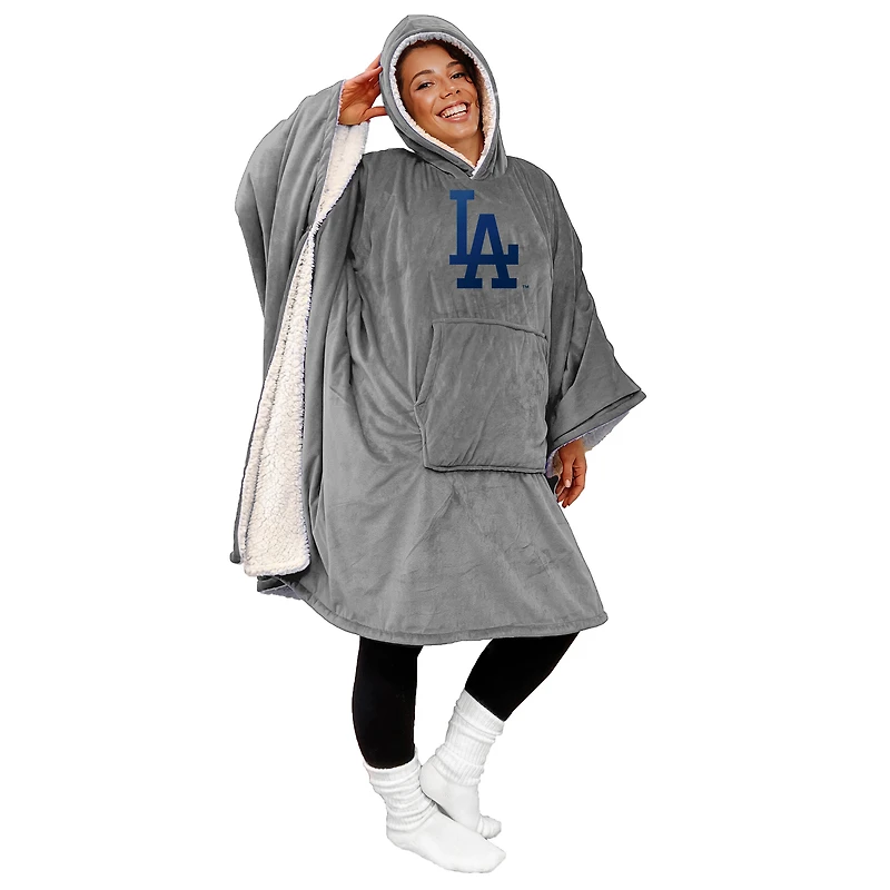 Los Angeles Dodgers 60" x 80" Logo Patch Team Color Bloncho with Sherpa