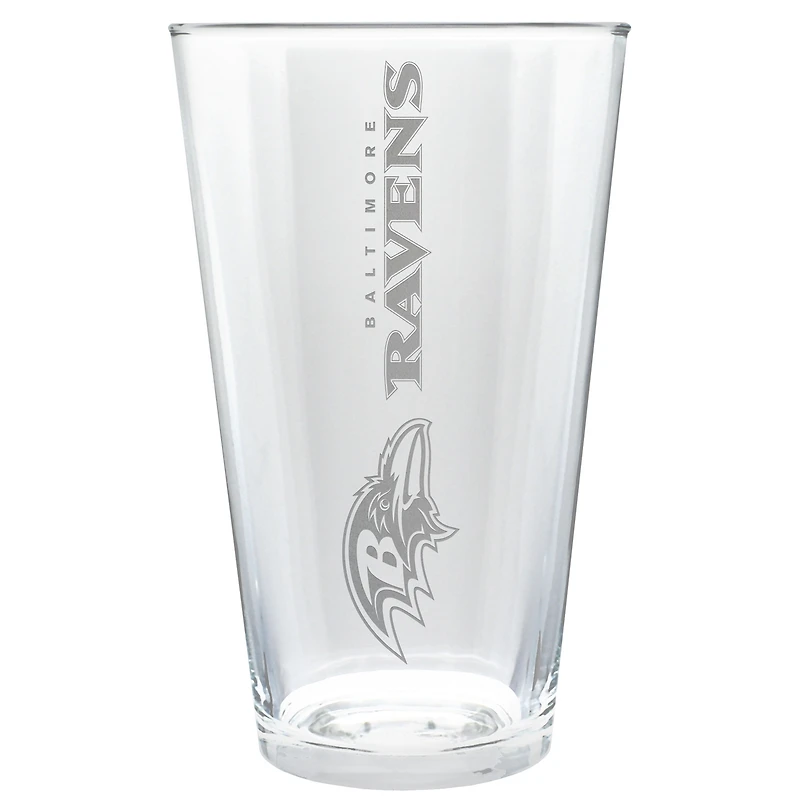 Baltimore Ravens Etched 16oz. Vertical Rally Cry Pint Glass