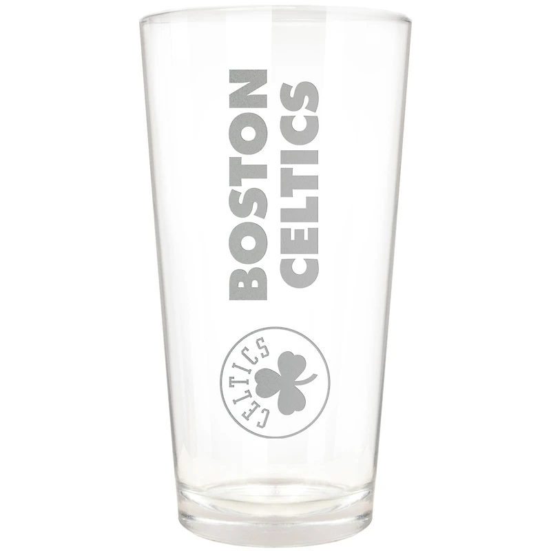 Boston Celtics Etched 16oz. Vertical Rally Cry Pint Glass