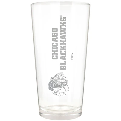Chicago Blackhawks Etched 16oz. Vertical Rally Cry Pint Glass