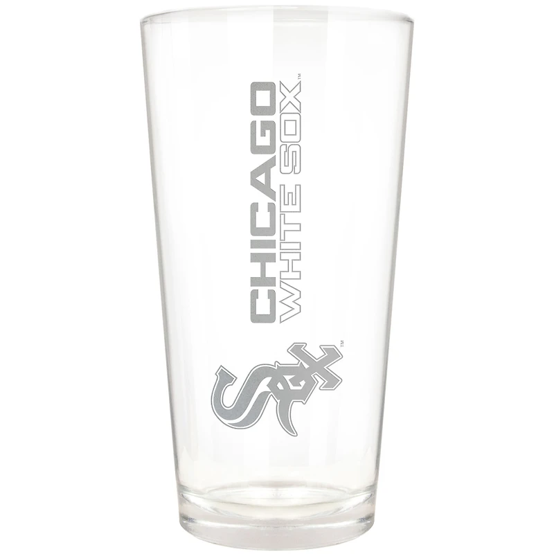 Chicago White Sox Etched 16oz. Vertical Rally Cry Pint Glass