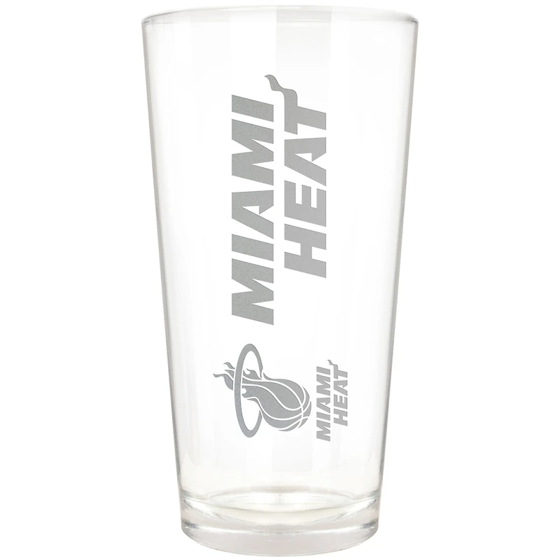 Miami Heat Etched 16oz. Vertical Rally Cry Pint Glass
