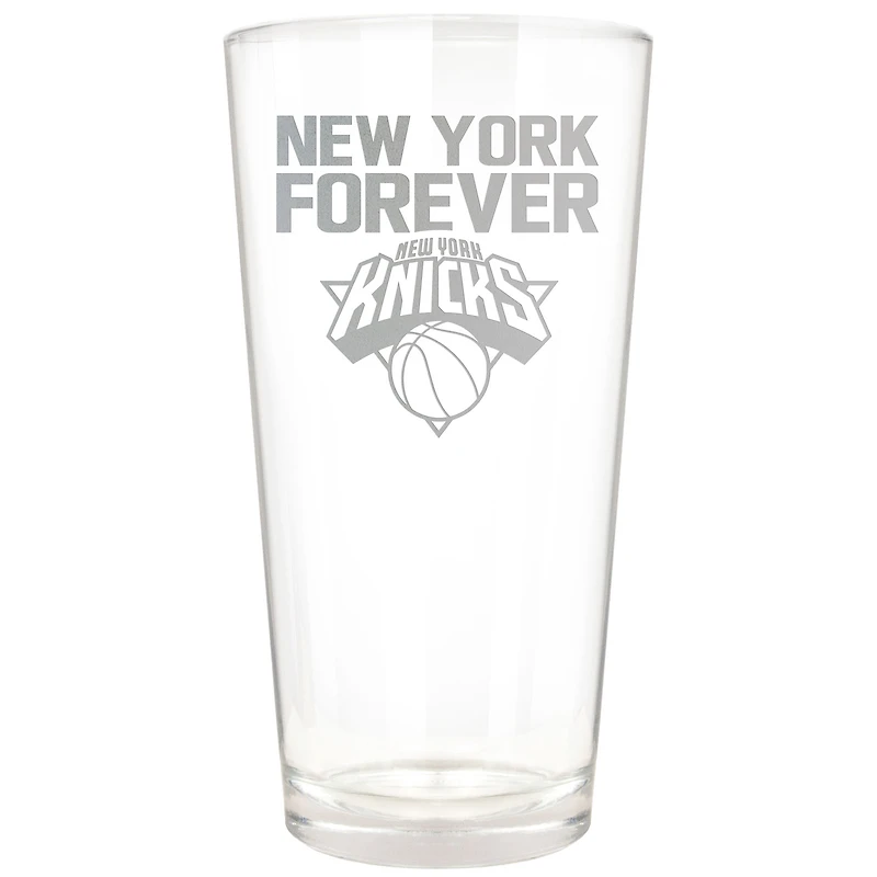 New York Knicks Etched 16oz. Rally Cry Pint Glass