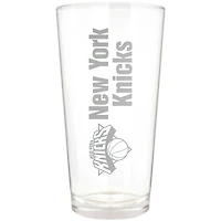 New York Knicks Etched 16oz. Vertical Rally Cry Pint Glass