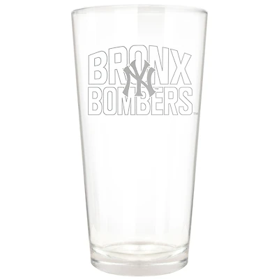 New York Yankees Etched 16oz. Rally Cry Pint Glass