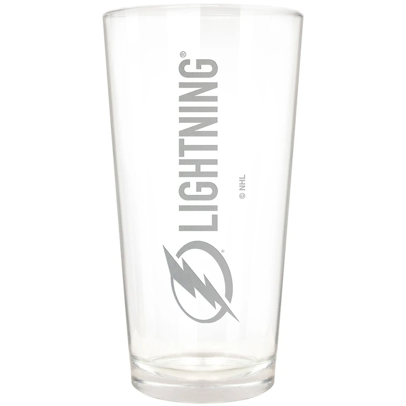 Tampa Bay Lightning Etched 16oz. Vertical Rally Cry Pint Glass