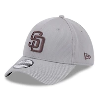 Men's New Era Gray San Diego Padres Active Pivot 39THIRTY Flex Hat