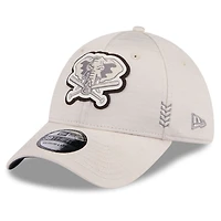 Men's New Era Cream Athletics 2024 Clubhouse 39THIRTY Flex Hat