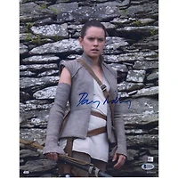 Daisy Ridley Star Wars: The Last Jedi Autographed 12" x 18" Photograph - BAS