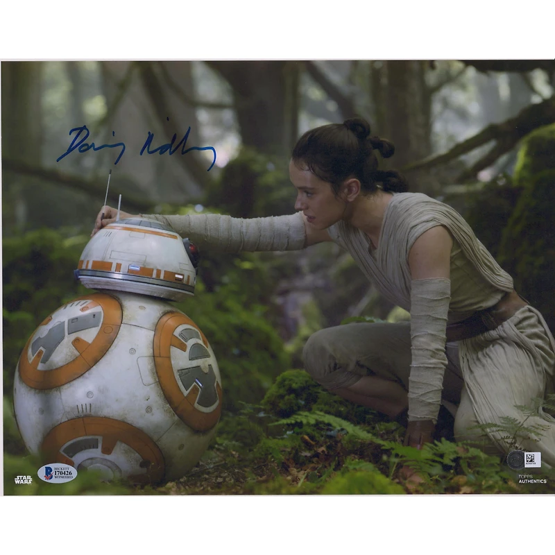Daisy Ridley Star Wars: The Last Jedi Autographed 12" x 18" with BB-8 Photograph - BAS