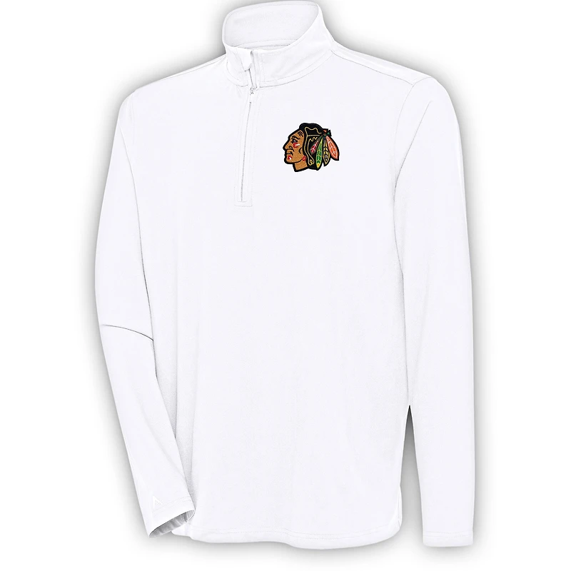Men's Antigua White Chicago Blackhawks Hunk Quarter-Zip Pullover Top
