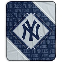 Pegasus New York Yankees 50" x 60" Diamond Logo Fleece Blanket